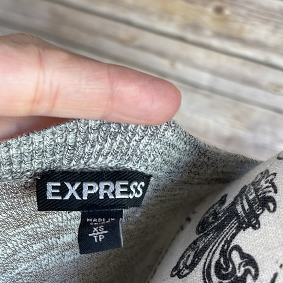 Express sweater - Picture 5 of 6